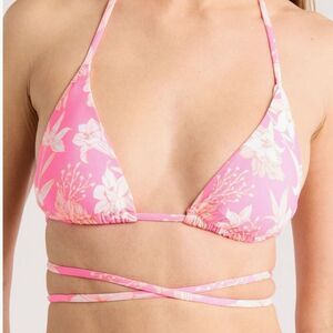 NWT Becca pink strappy triangle  bikini top in pink with flower print. Size L